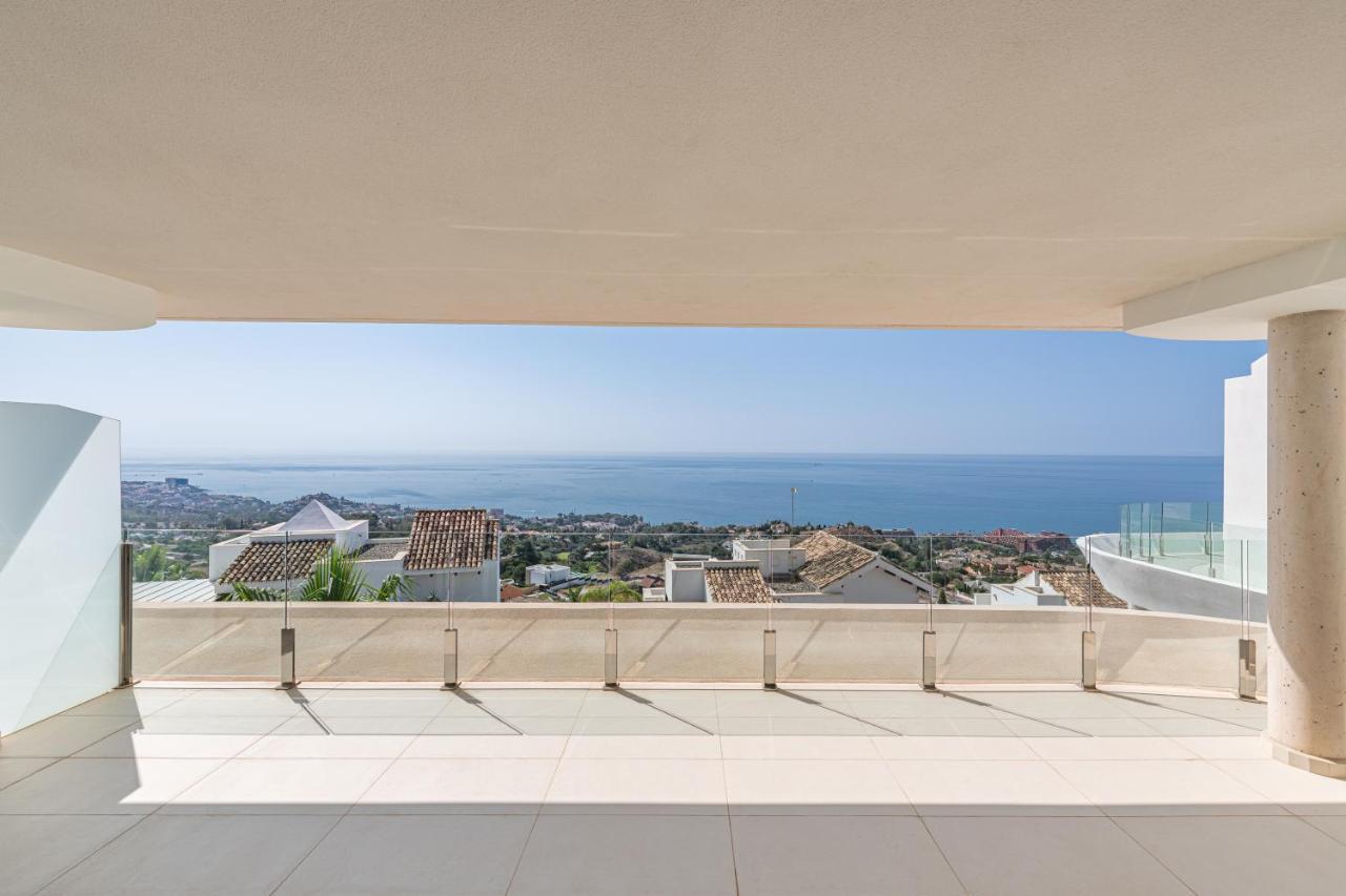 3 Bedroom Sea View Stupa Hills Бенальмадена Экстерьер фото